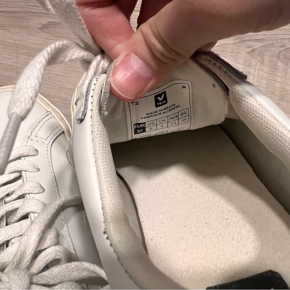 Veja Esplar Sneakers - Picture 7 of 7